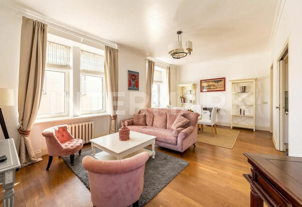 Снять в аренду Квартира, 3 комнаты  улица Большая Ордынка, 9/4, стр. 1, Фото 1