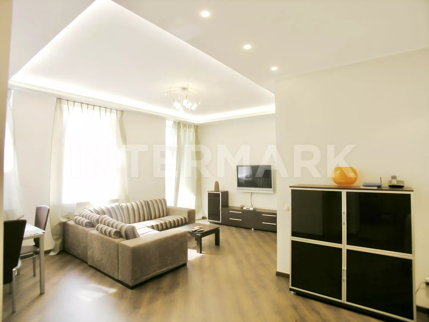 Rent Apartment, 2 rooms  Leontyevsky Lane, 14, Photo 1