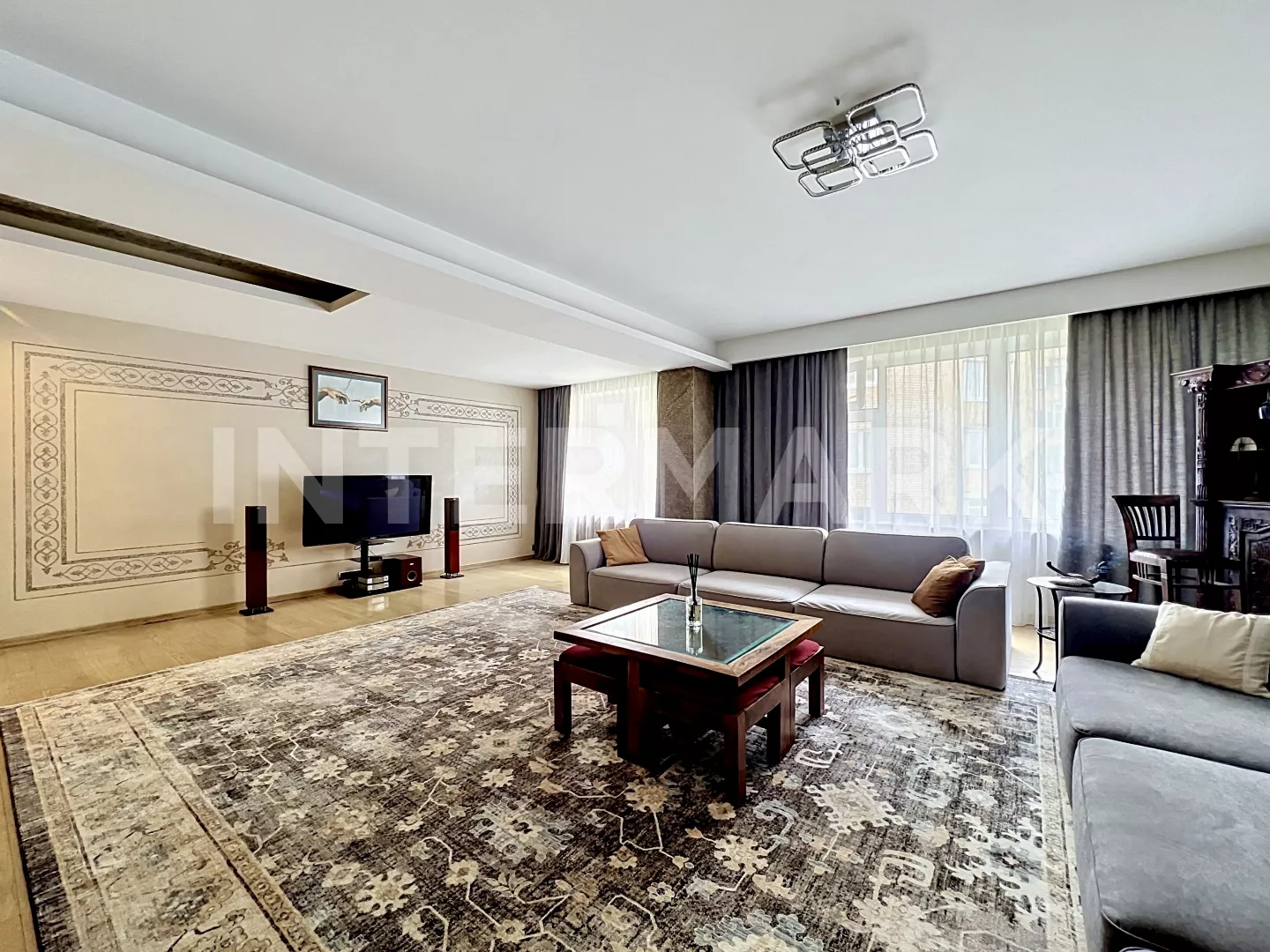 Rent Apartment, 3 rooms  Pogonniy Drive, 3, korp. 4, Photo 1