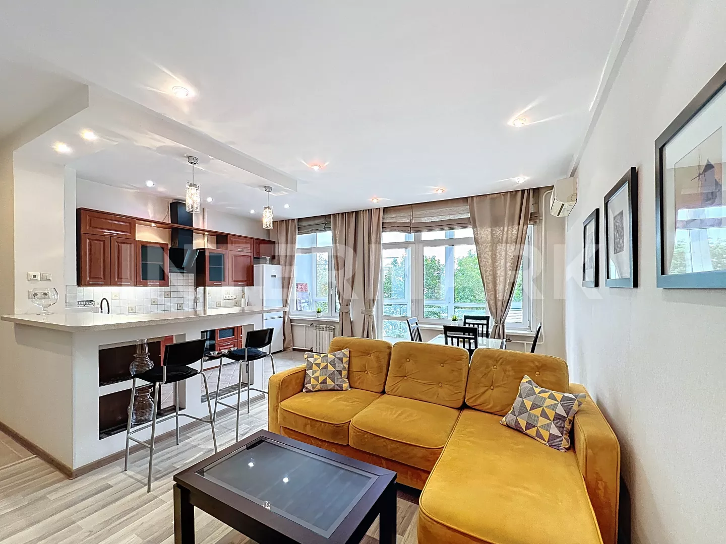 Rent Apartment, 3 rooms Bolshoy Afanasyevsky Lane, 11/13, Photo 1