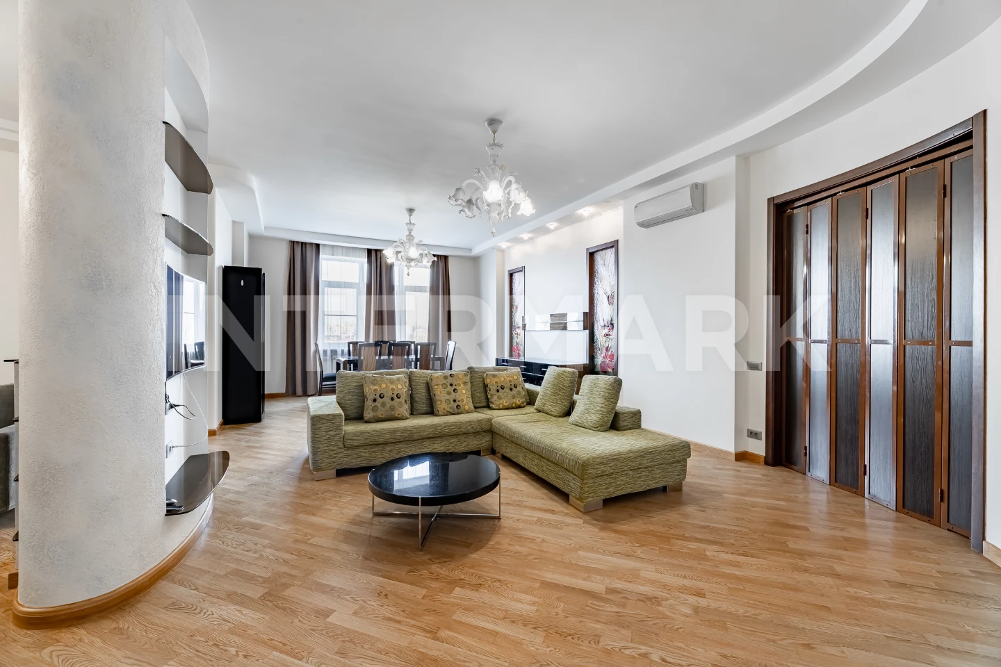 Снять в аренду Квартира, 4 комнаты ЖК Триумф-Палас Чапаевский переулок, 3, Фото 1