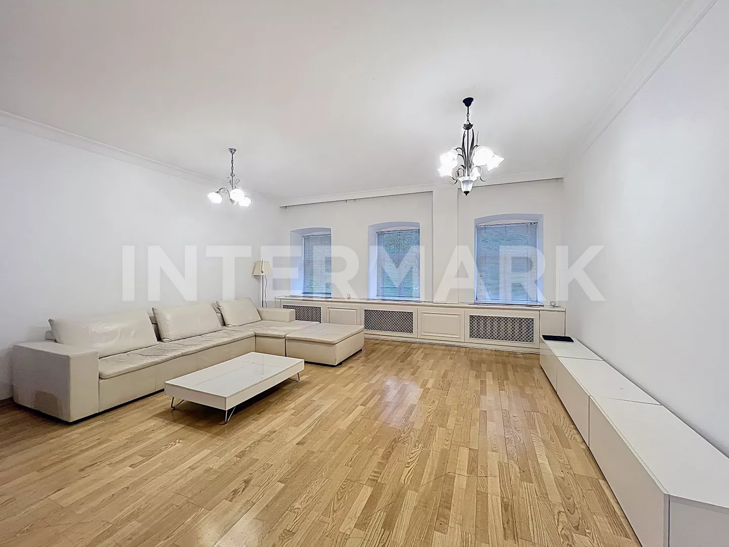 Rent Apartment, 3 rooms Posledny Lane, 21, Photo 1