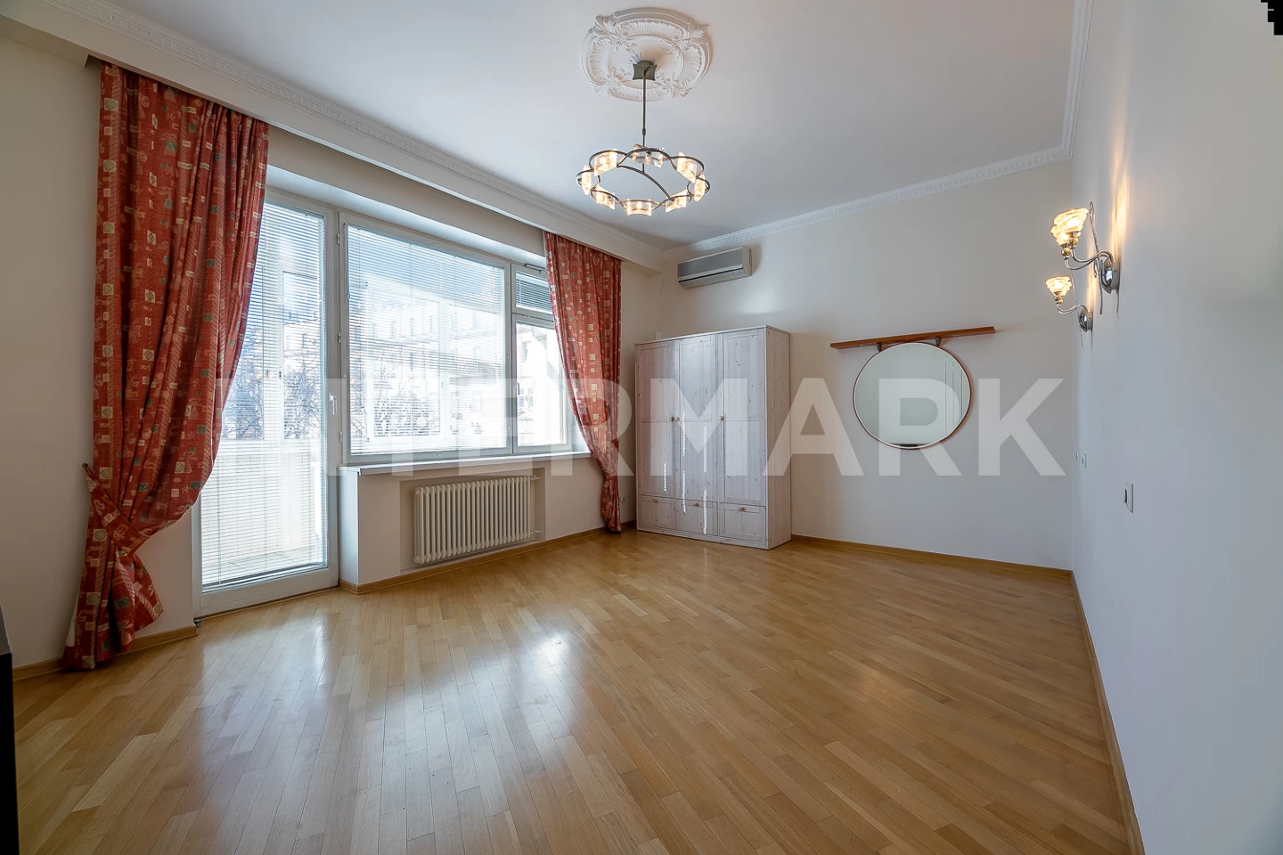 Снять в аренду Квартира, 3 комнаты  Малая Бронная улица, 38, Фото 1