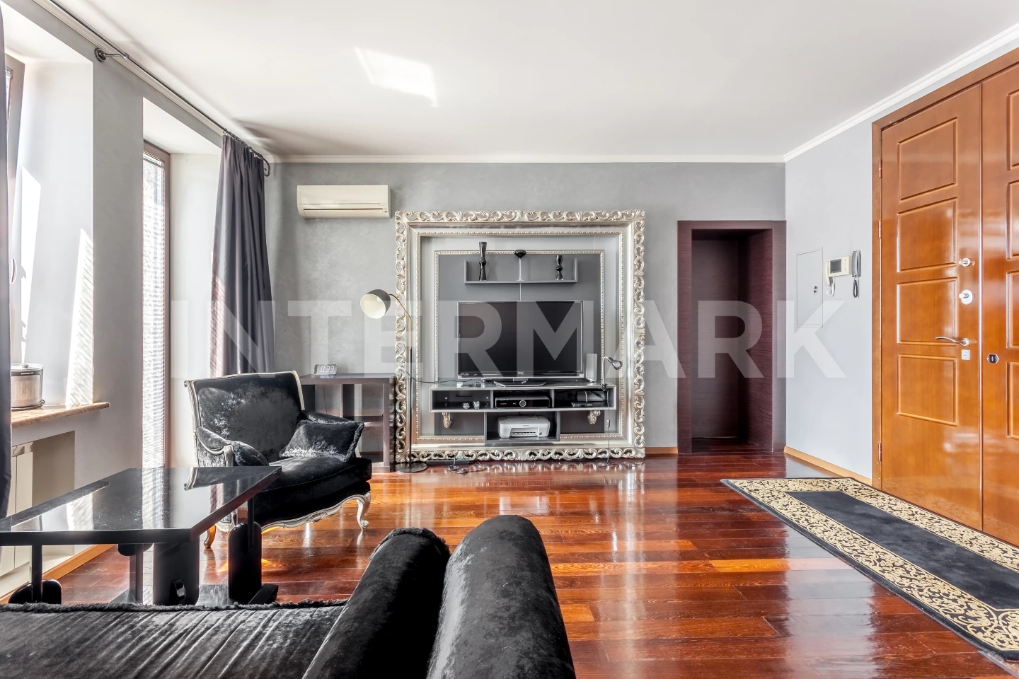 Снять в аренду Квартира, 2 комнаты  Тверская улица, 4, Фото 1