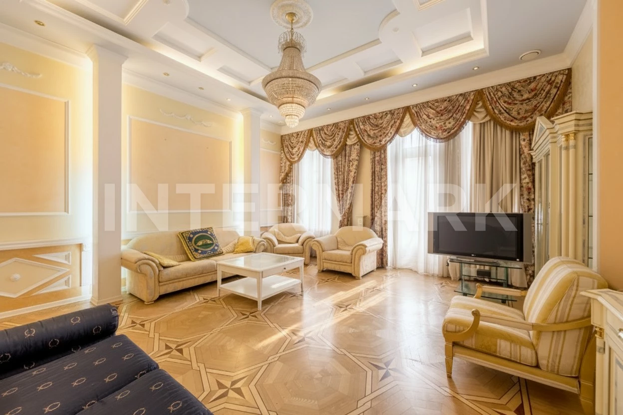 Rent Apartment, 5 rooms  Chaplygina Street, 1A, Photo 1