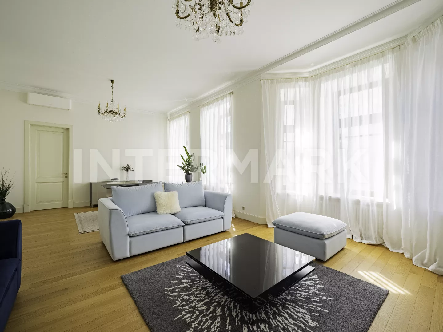 Снять в аренду Квартира, 4 комнаты  улица Спиридоновка, 34, стр. 2, Фото 1