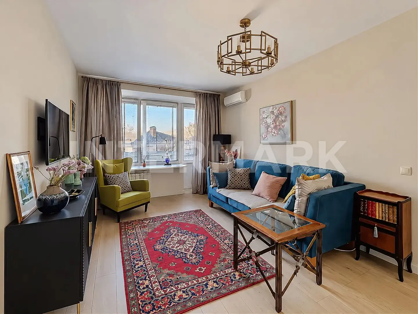 Rent Apartment, 3 rooms  Bolshaya Nikitskaya Street, 37, str. 1, Photo 1