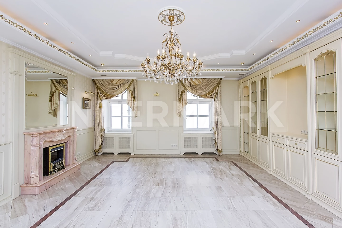 Снять в аренду Квартира, 4 комнаты  Тверская улица, 28, стр. 1, Фото 1