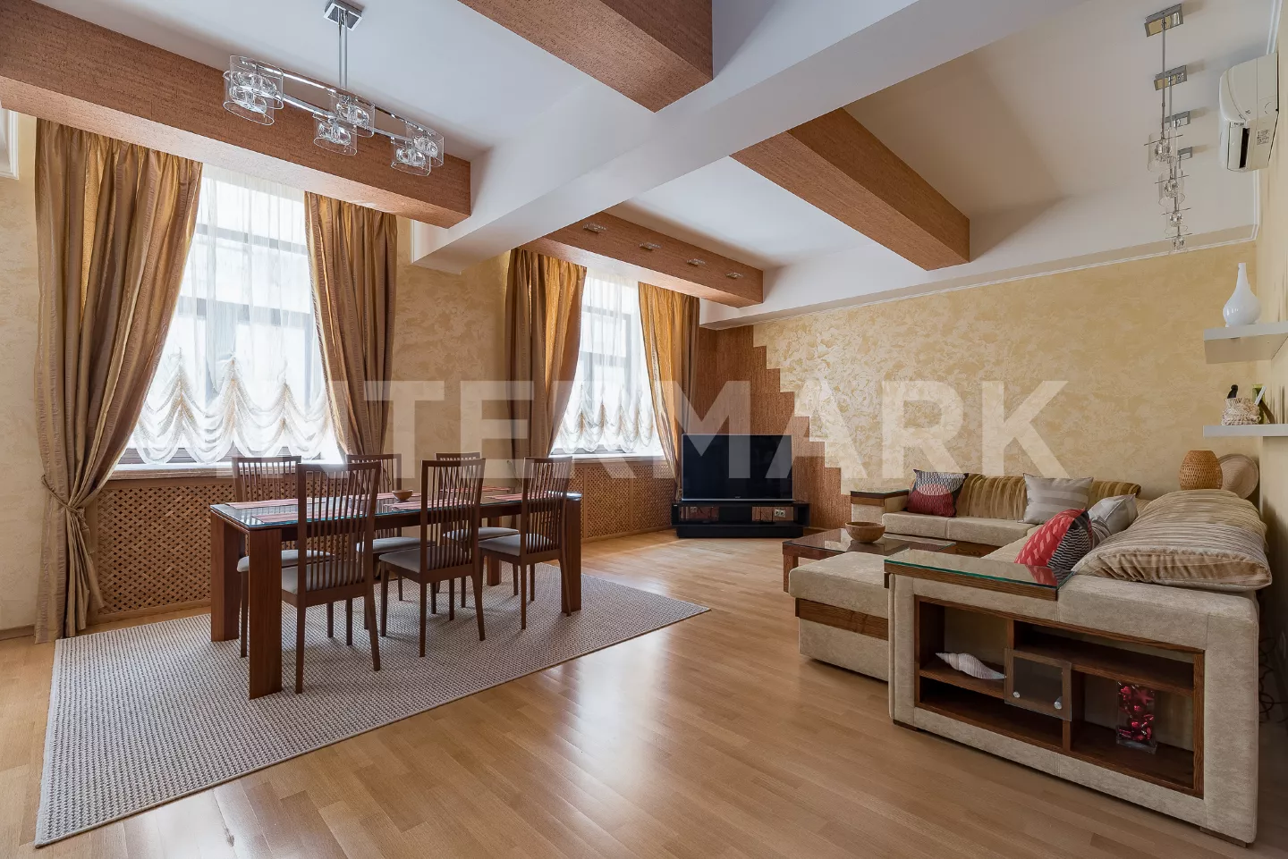 Снять в аренду Квартира, 3 комнаты  1-я Тверская-Ямская улица, 11, Фото 1