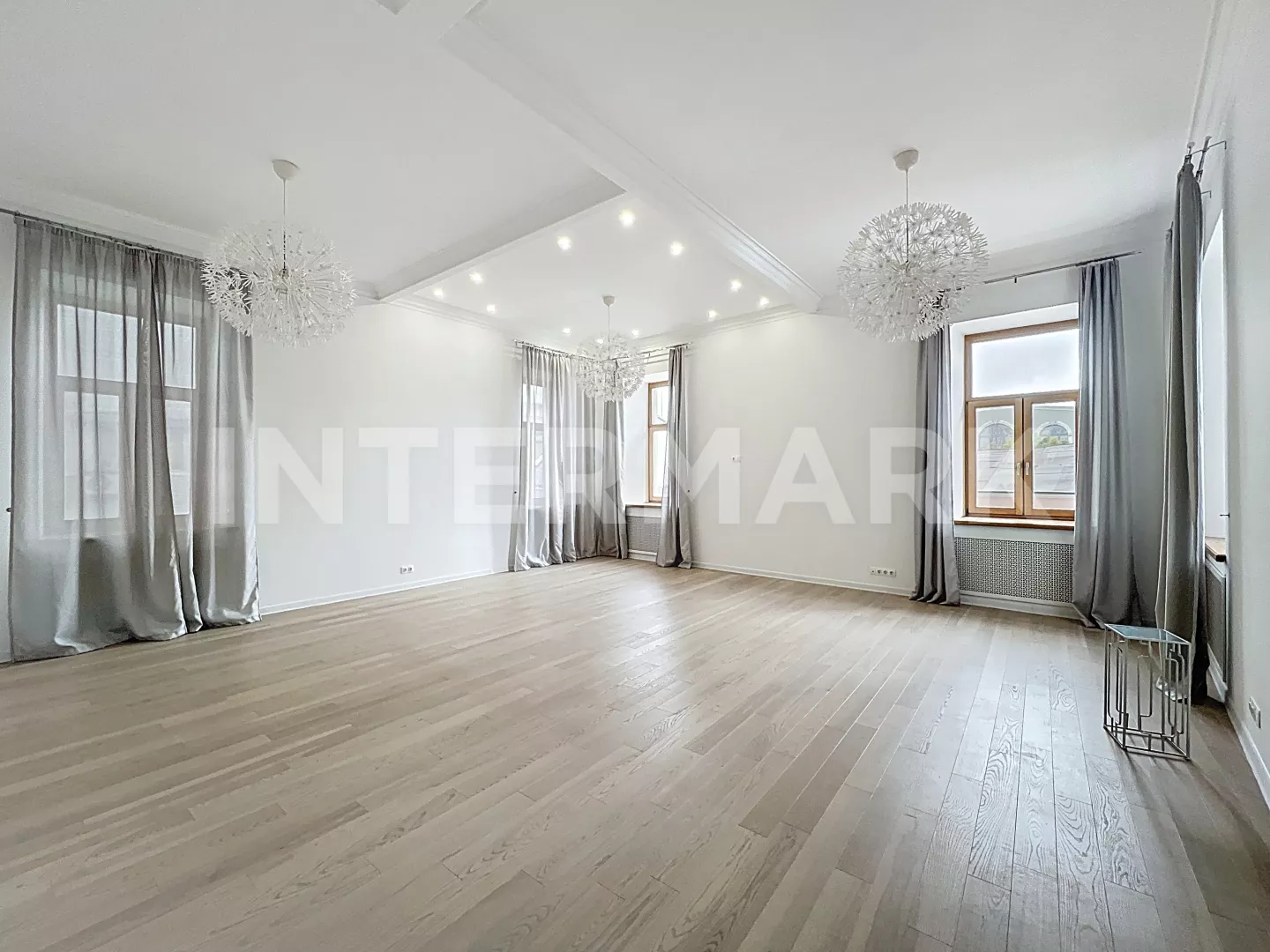 Rent Apartment, 7 rooms Residential complex Dom Rossia Sretenskiy Boulevard, 6/1, str. 1, Photo 1