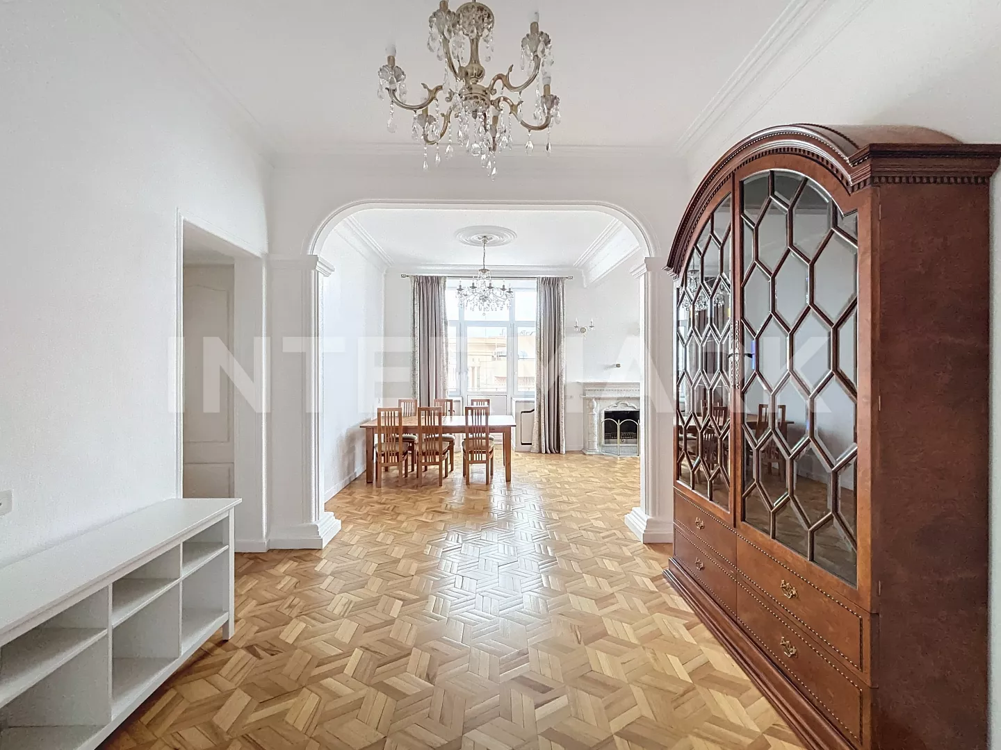 Снять в аренду Квартира, 4 комнаты  Мясницкая улица, 21, стр. 8, Фото 1