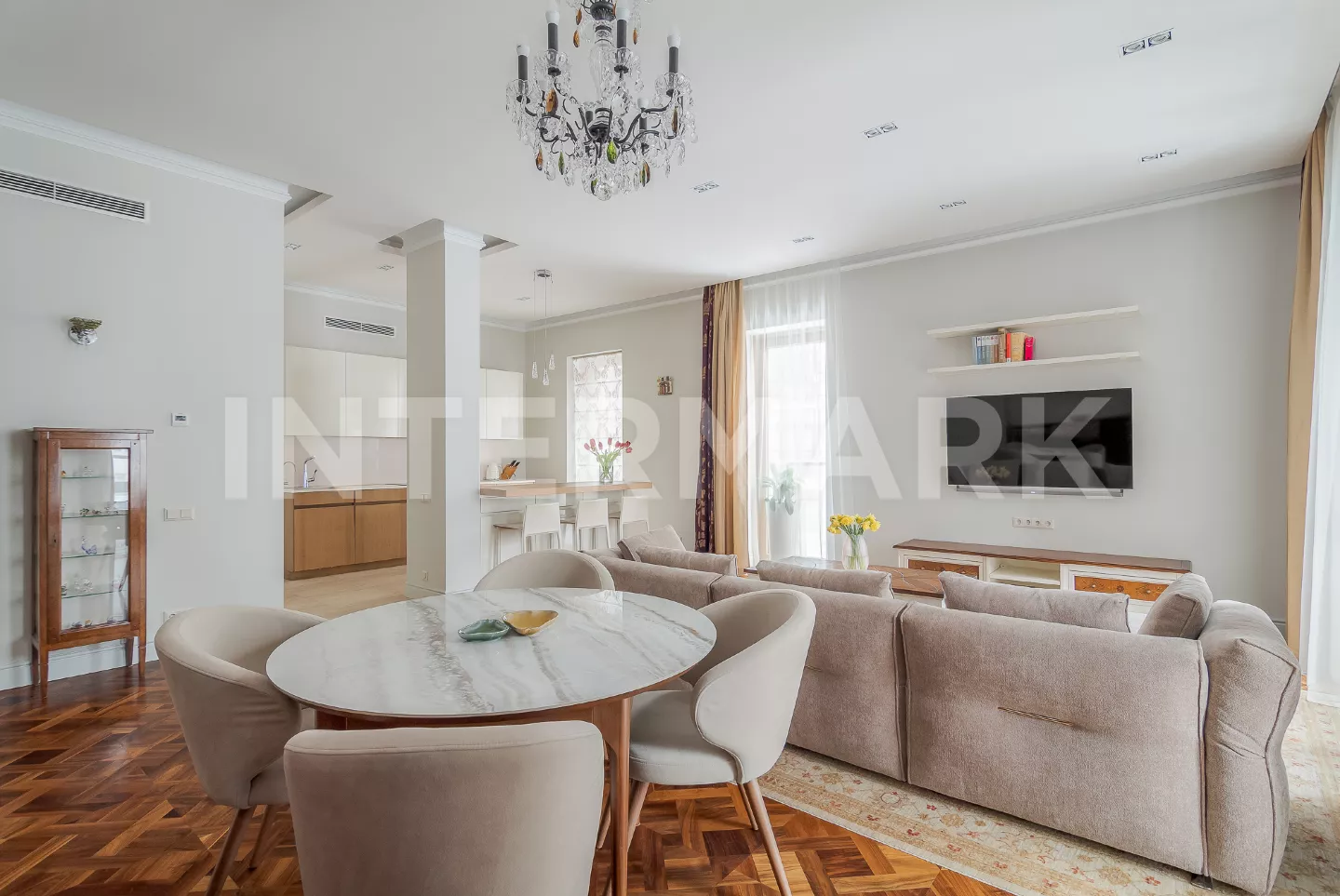 Снять в аренду Квартира, 4 комнаты ЖК Садовые Кварталы Трубецкая улица, 12, Фото 1