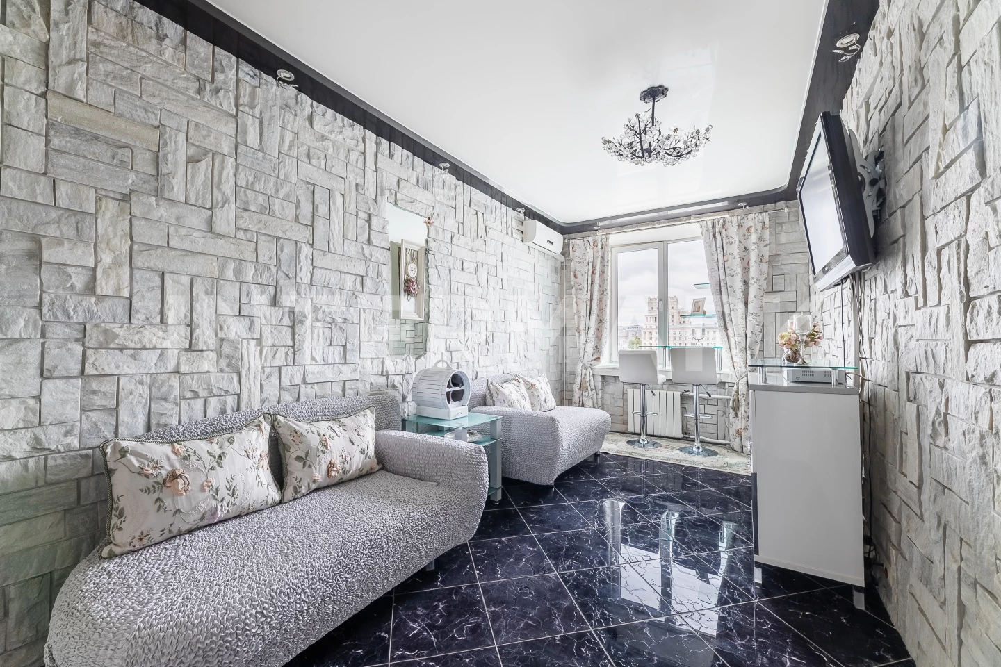 Снять в аренду Квартира, 3 комнаты  Смоленская улица, 10, Фото 1