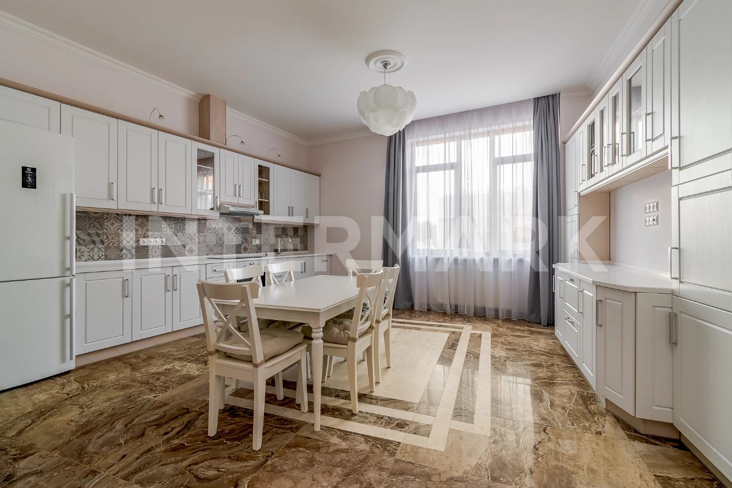 Rent Apartment, 8 rooms  Petrovsky Boulevard, 21, Photo 1