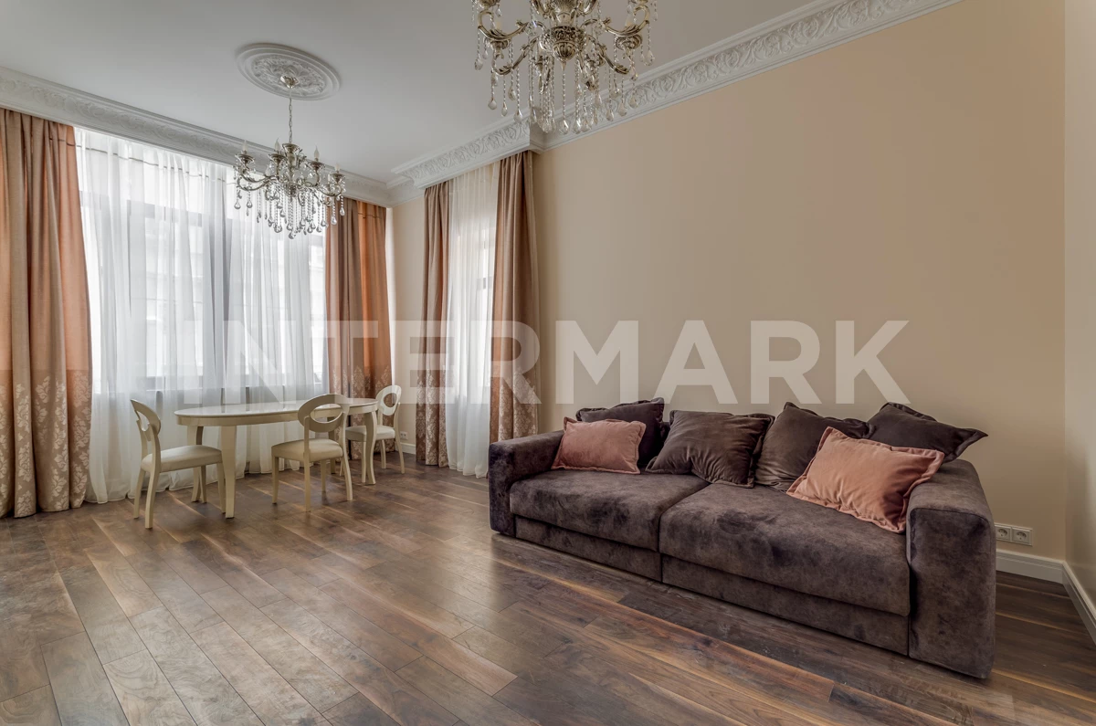 Rent Apartment, 4 rooms  Pechatnikov Lane, 19, str. 1, Photo 1