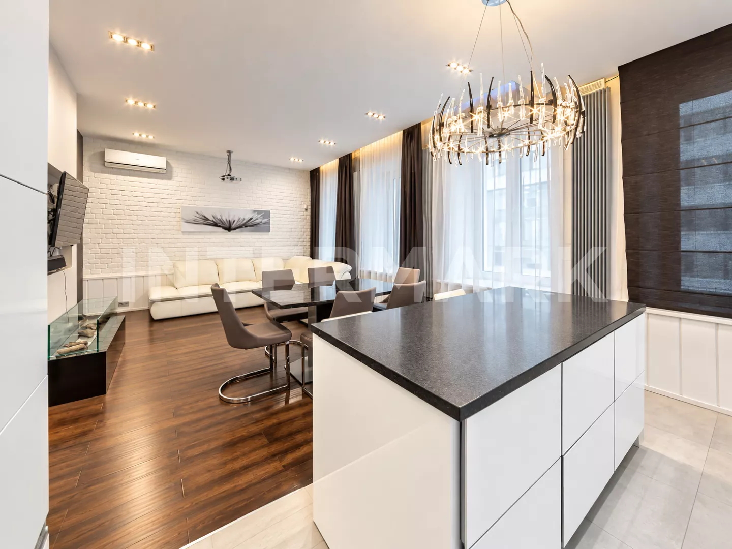 Rent Apartment, 3 rooms  Bakhrushina Street, 19, str. 1, Photo 1