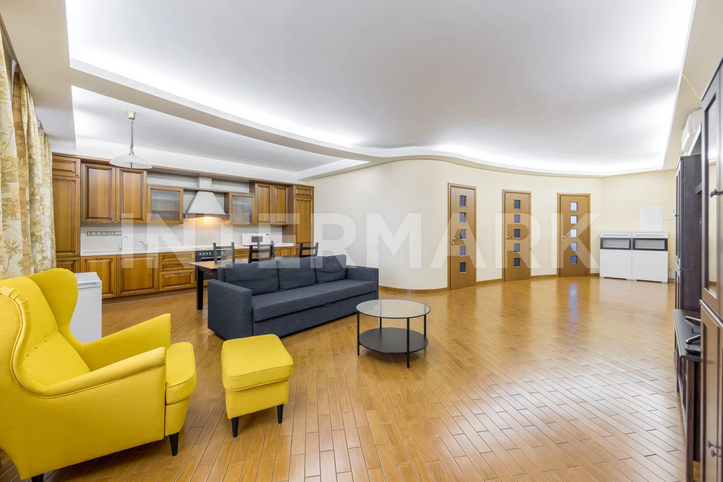 Rent Apartment, 3 rooms Residential complex Poselok Hudozhnikov Vrubelya Street, 8, Photo 1