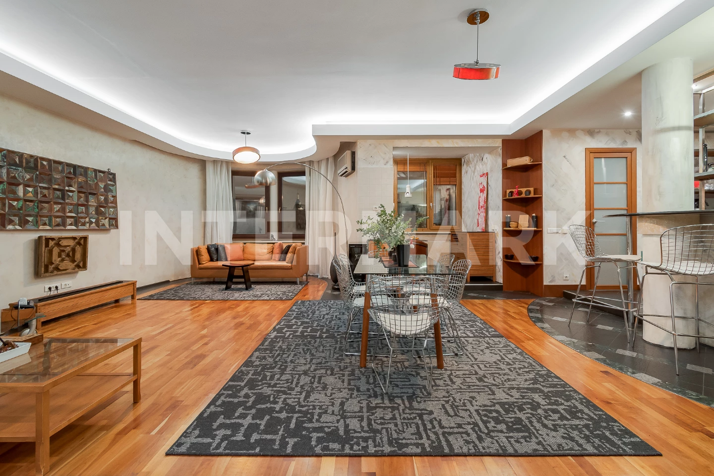 Снять в аренду Квартира, 4 комнаты ЖК Дом с французскими окнами 1-й Зачатьевский переулок, 6, Фото 1