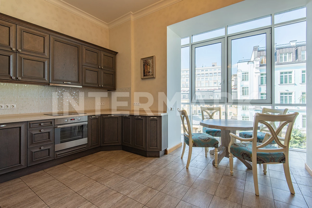 Rent Apartment, 3 rooms  Gusyatnikov Lane, 3/1, Photo 1