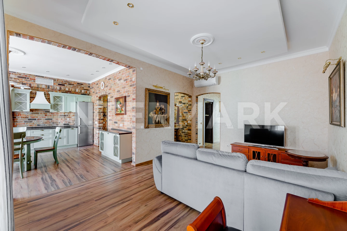 Снять в аренду Квартира, 2 комнаты ЖК Литератор улица Льва Толстого, 23/7, Фото 1