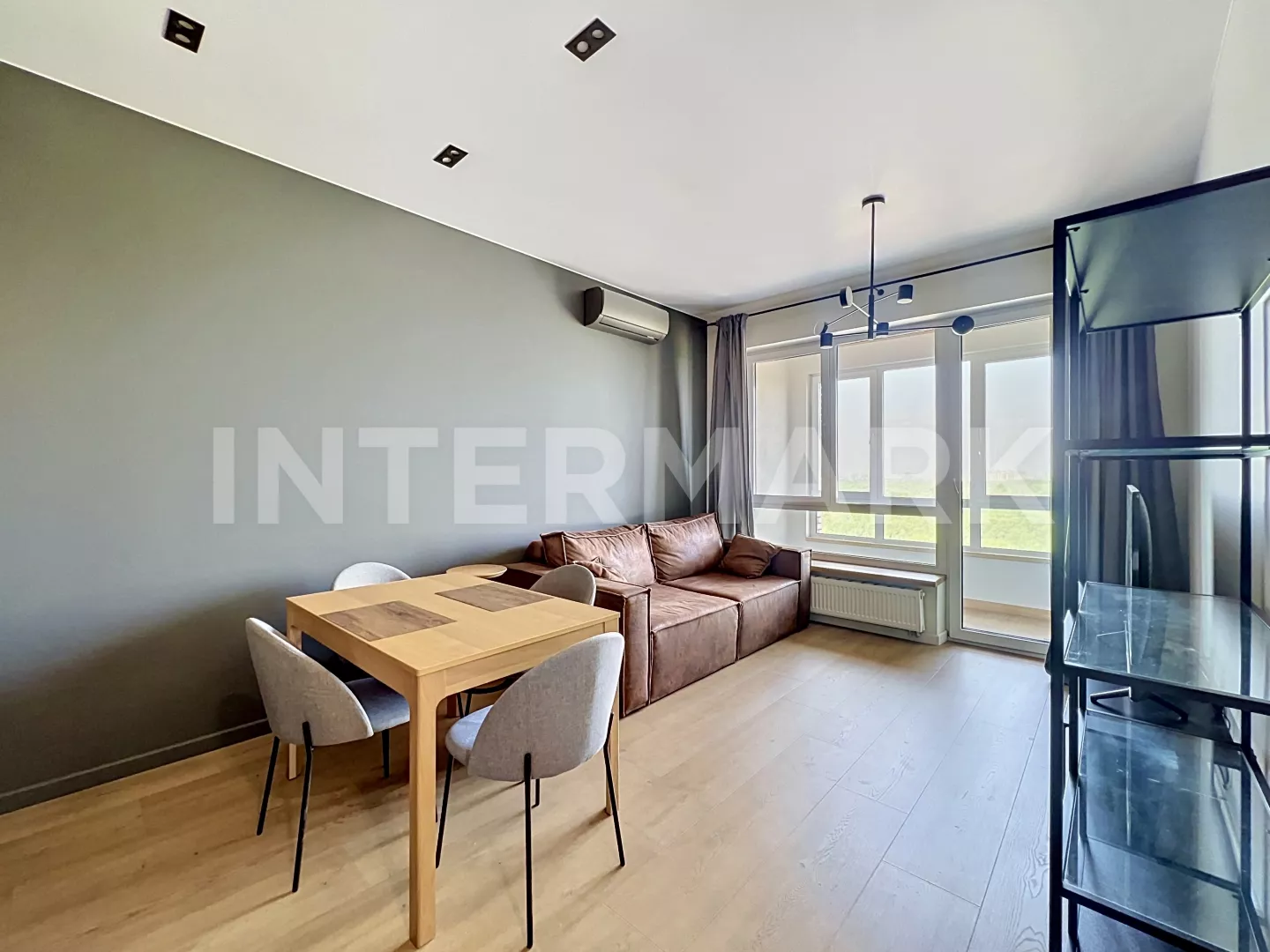 Rent Apartment, 3 rooms  Chernyakhovskogo Street, 19, Photo 1