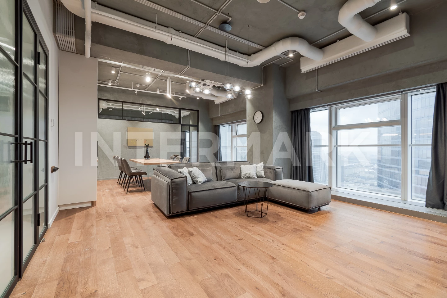 Снять в аренду Квартира, 2 комнаты 1-й Красногвардейский проезд, 15, Фото 1