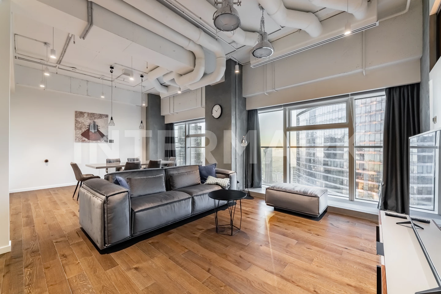 Снять в аренду Квартира, 2 комнаты  1-й Красногвардейский проезд, 15, Фото 1