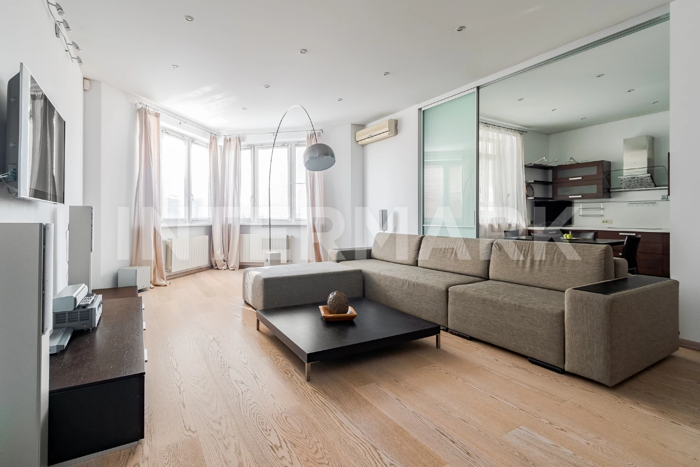 Rent Apartment, 3 rooms Residential complex Na Zoologicheskoy Zoologicheskaya Street, 18, Photo 1