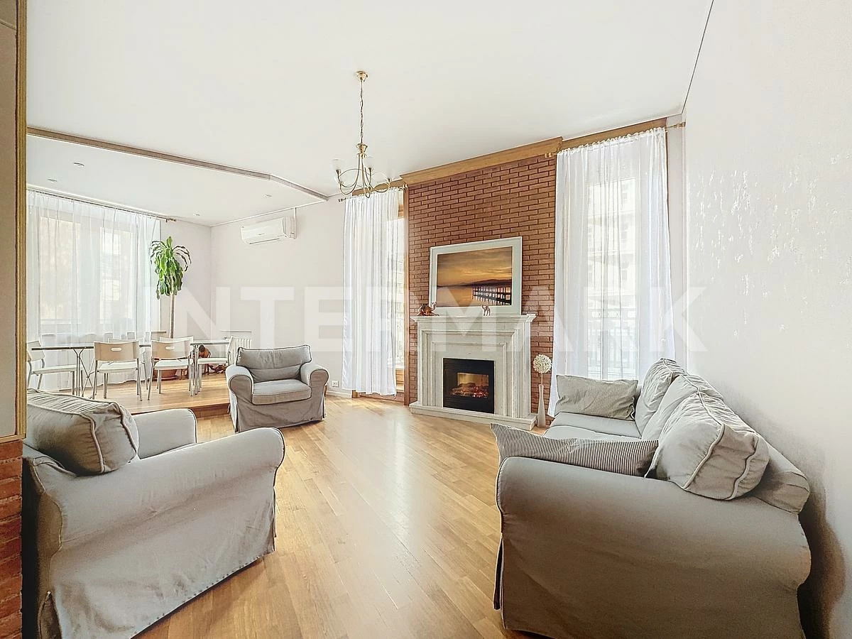 Снять в аренду Квартира, 3 комнаты  1-я Тверская-Ямская улица, 11, Фото 1