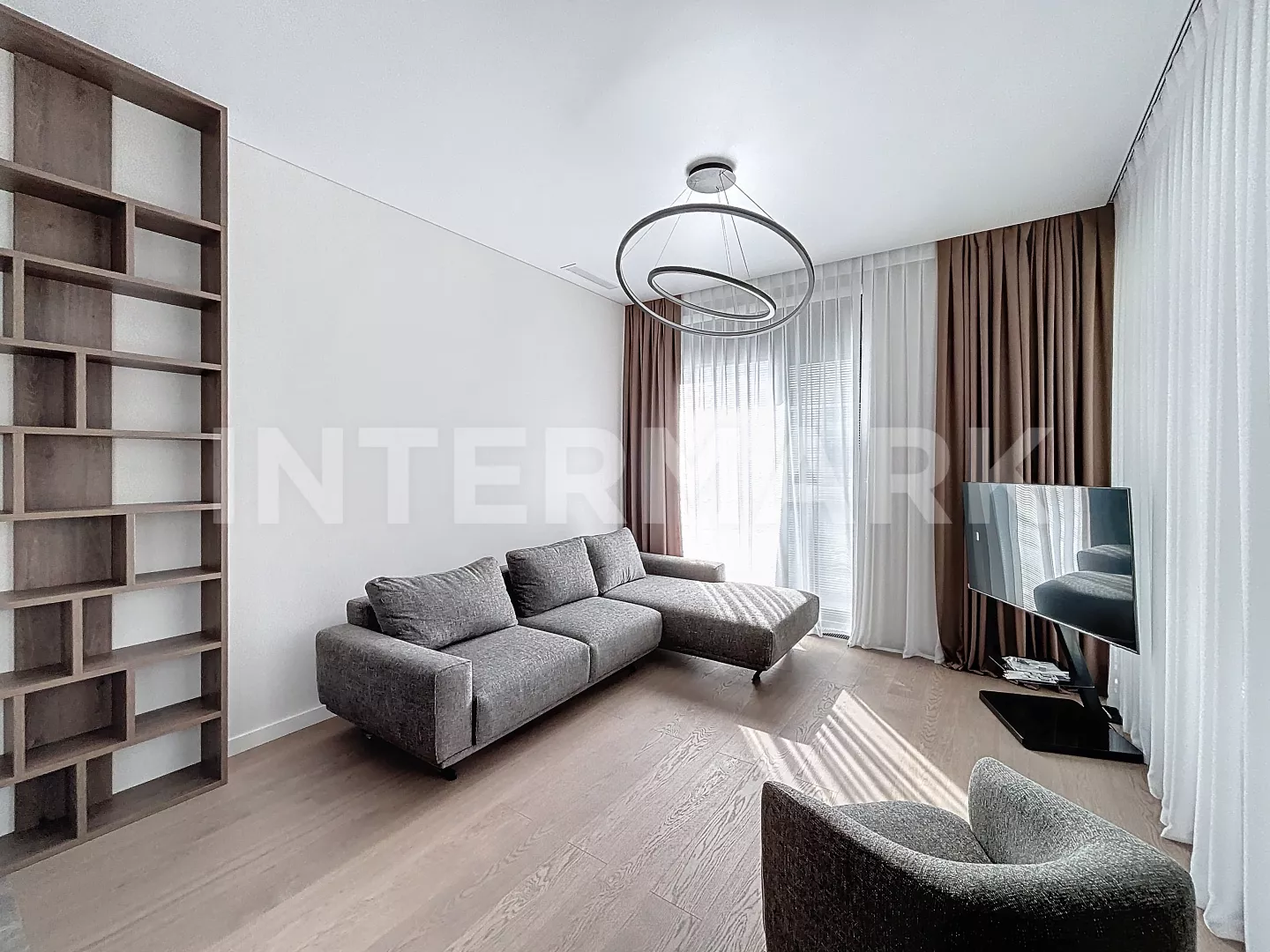 Снять в аренду Квартира, 2 комнаты  1-я улица Ямского Поля, 1, корп. 1, Фото 1