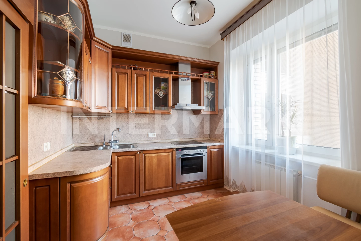 Снять в аренду Квартира, 4 комнаты  Нововаганьковский переулок, 22, Фото 1