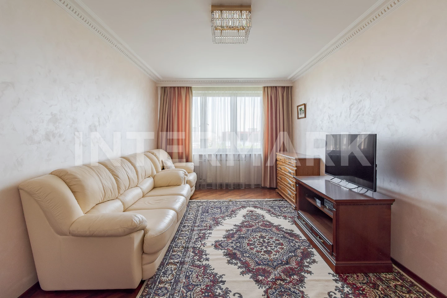 Снять в аренду Квартира, 3 комнаты улица Бутлерова, 24, Фото 1