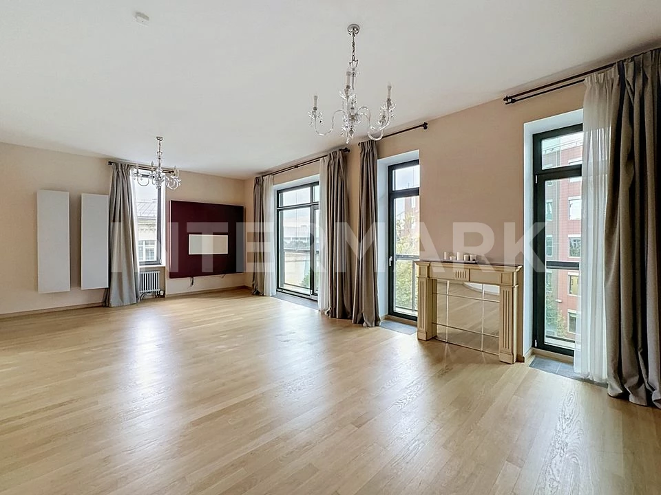 Снять в аренду Квартира, 3 комнаты ЖК Купер Хаус (Cooper House) Бутиковский переулок, 3, Фото 1