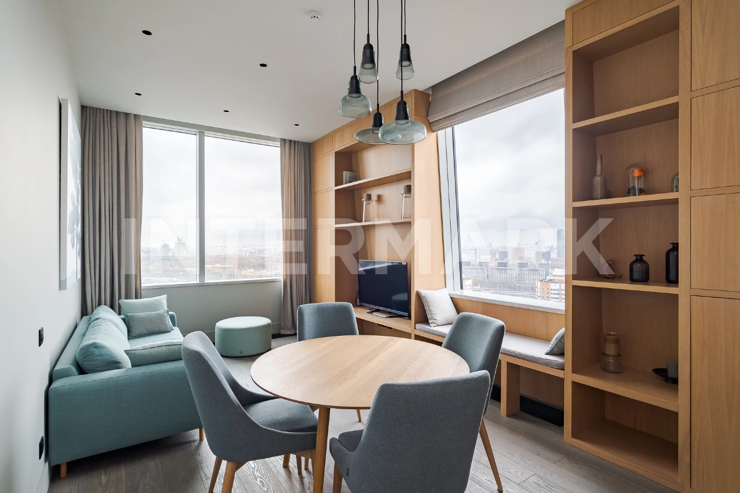 Снять в аренду Квартира, 4 комнаты ЖК Дом на Мосфильмовской Мосфильмовская улица, 8, Фото 1