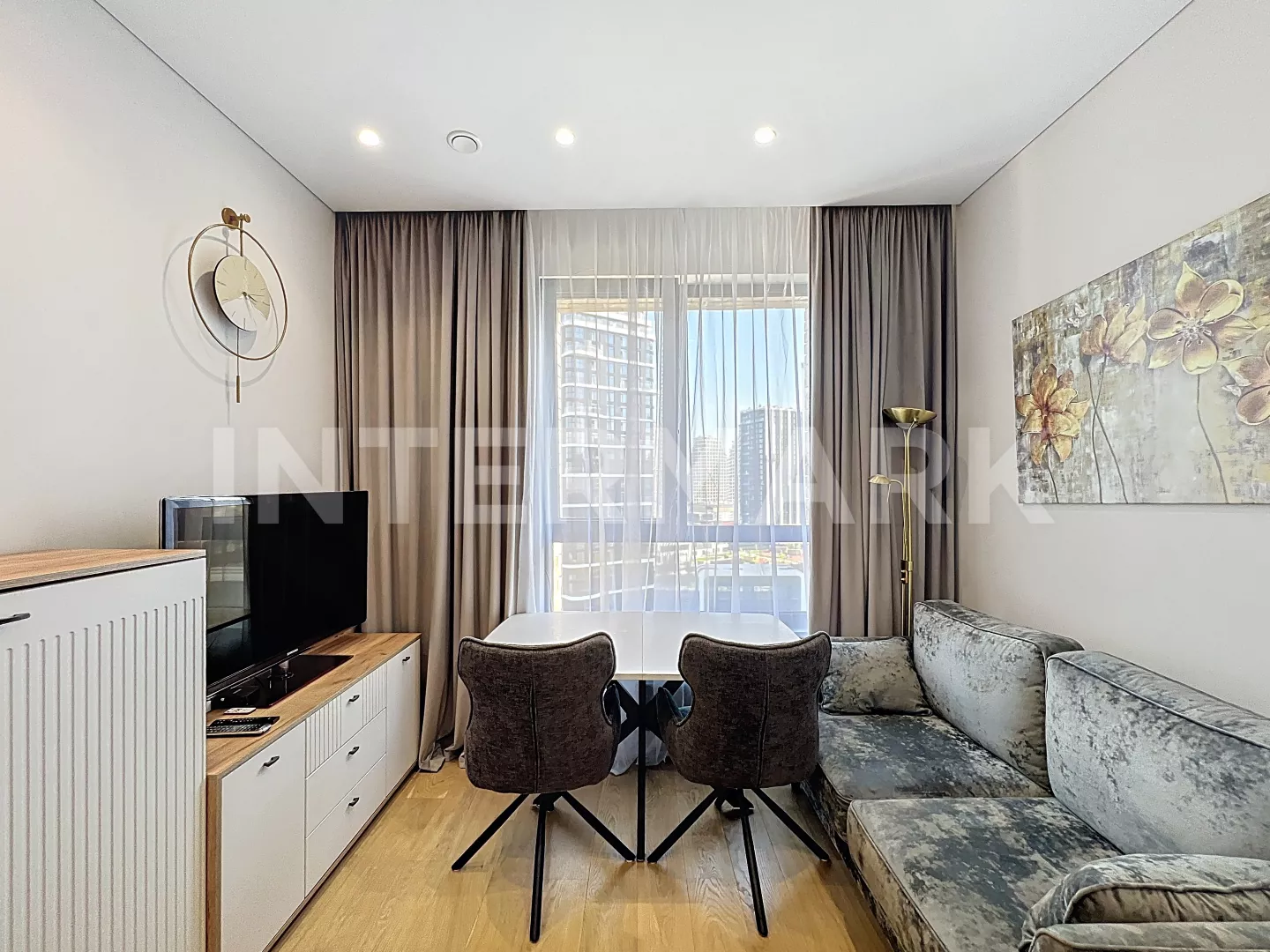 Снять в аренду Квартира, 2 комнаты  улица Нижние Мнёвники, 9, Фото 1