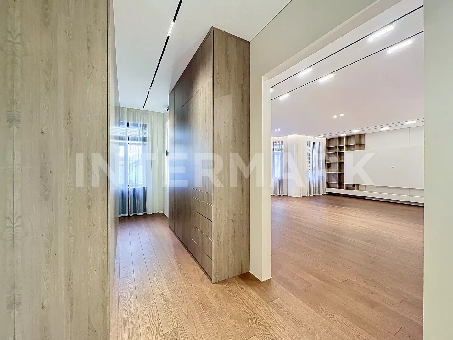 Снять в аренду Квартира, 4 комнаты  улица Сретенка, 26/1, Фото 1