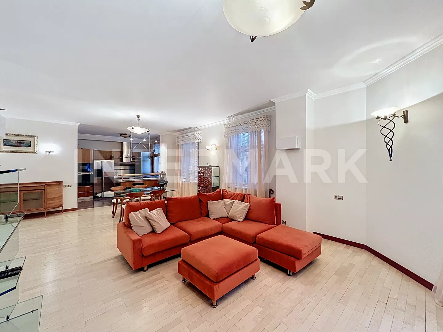 Снять в аренду Квартира, 3 комнаты ЖК Опера Хаус улица Остоженка, 25, Фото 1