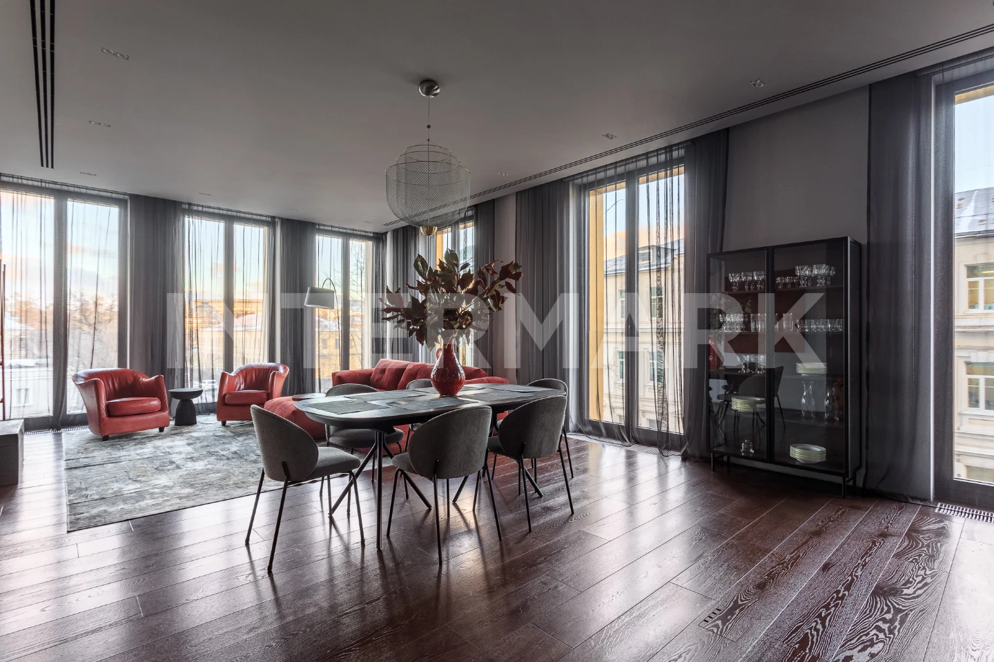 Снять в аренду Квартира, 3 комнаты  Олсуфьевский переулок, 9, корп. 1, Фото 1