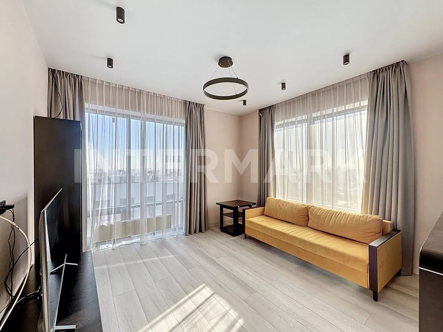 Снять в аренду Квартира, 3 комнаты  улица Годовикова, 11, корп. 2, Фото 1