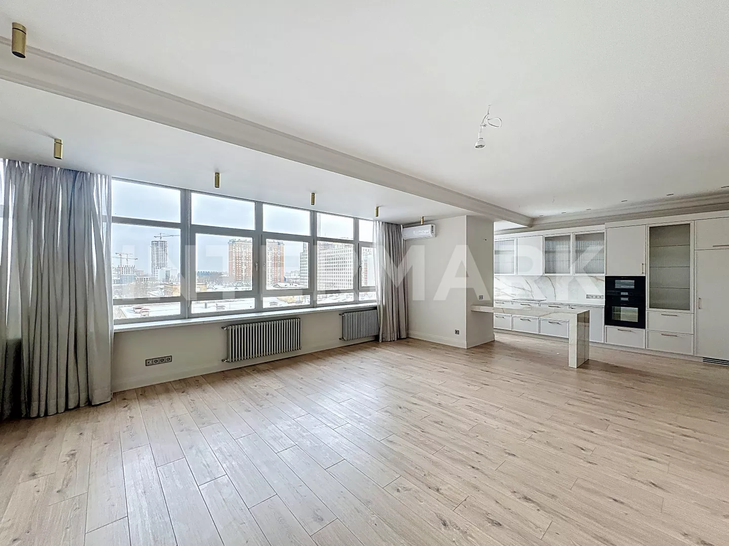 Снять в аренду Квартира, 4 комнаты ЖК Соколиное Гнездо Ленинградский проспект, 76, корп. 4, Фото 1