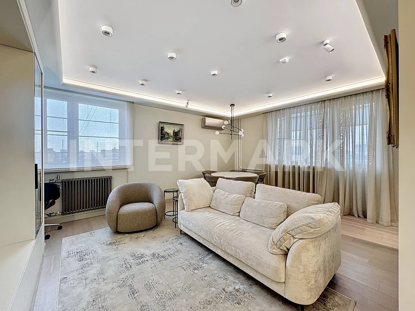 Снять в аренду Квартира, 3 комнаты улица Черняховского, 9, корп. 5, Фото 1