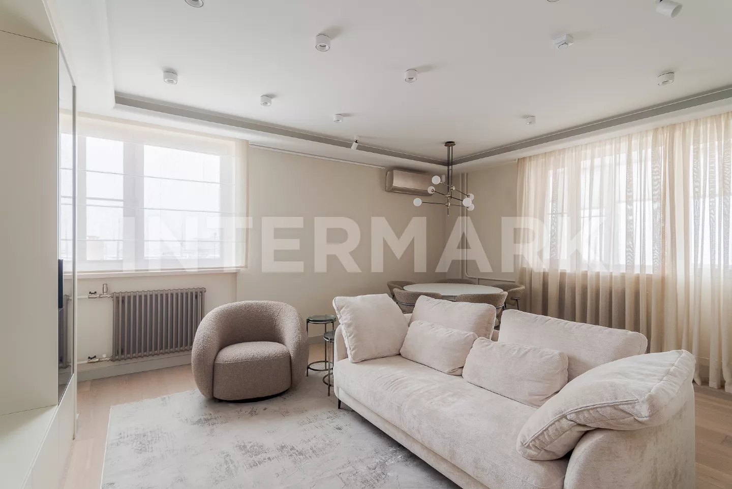 Снять в аренду Квартира, 3 комнаты улица Черняховского, 9, корп. 5, Фото 1