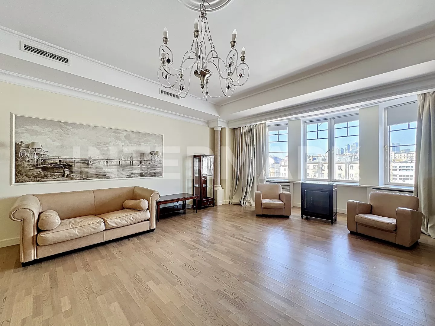 Снять в аренду Квартира, 5 комнат ЖК Венский Дом 1-й Неопалимовский переулок, 8, Фото 1