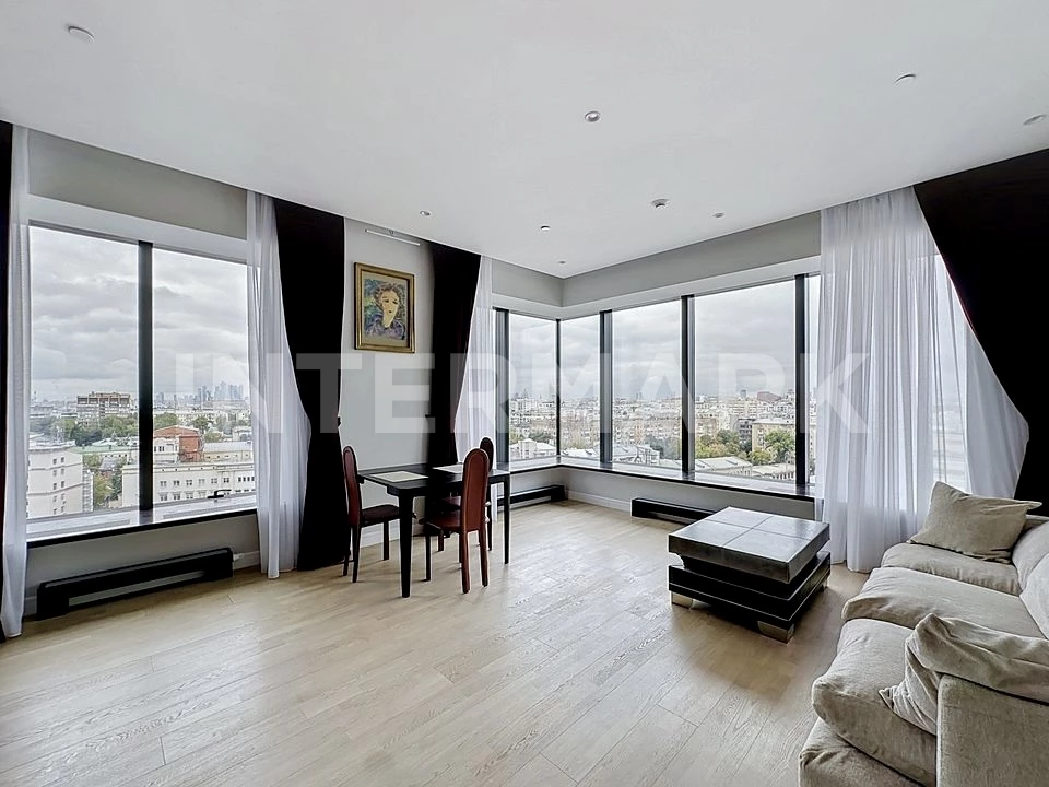 Rent Apartment, 3 rooms Residential complex Dom Chkalov , Photo 1