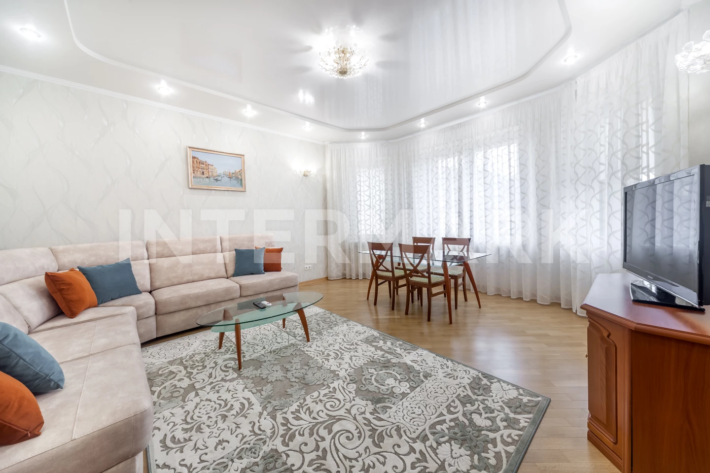 Снять в аренду Квартира, 3 комнаты  Тихвинская улица, 4, Фото 1