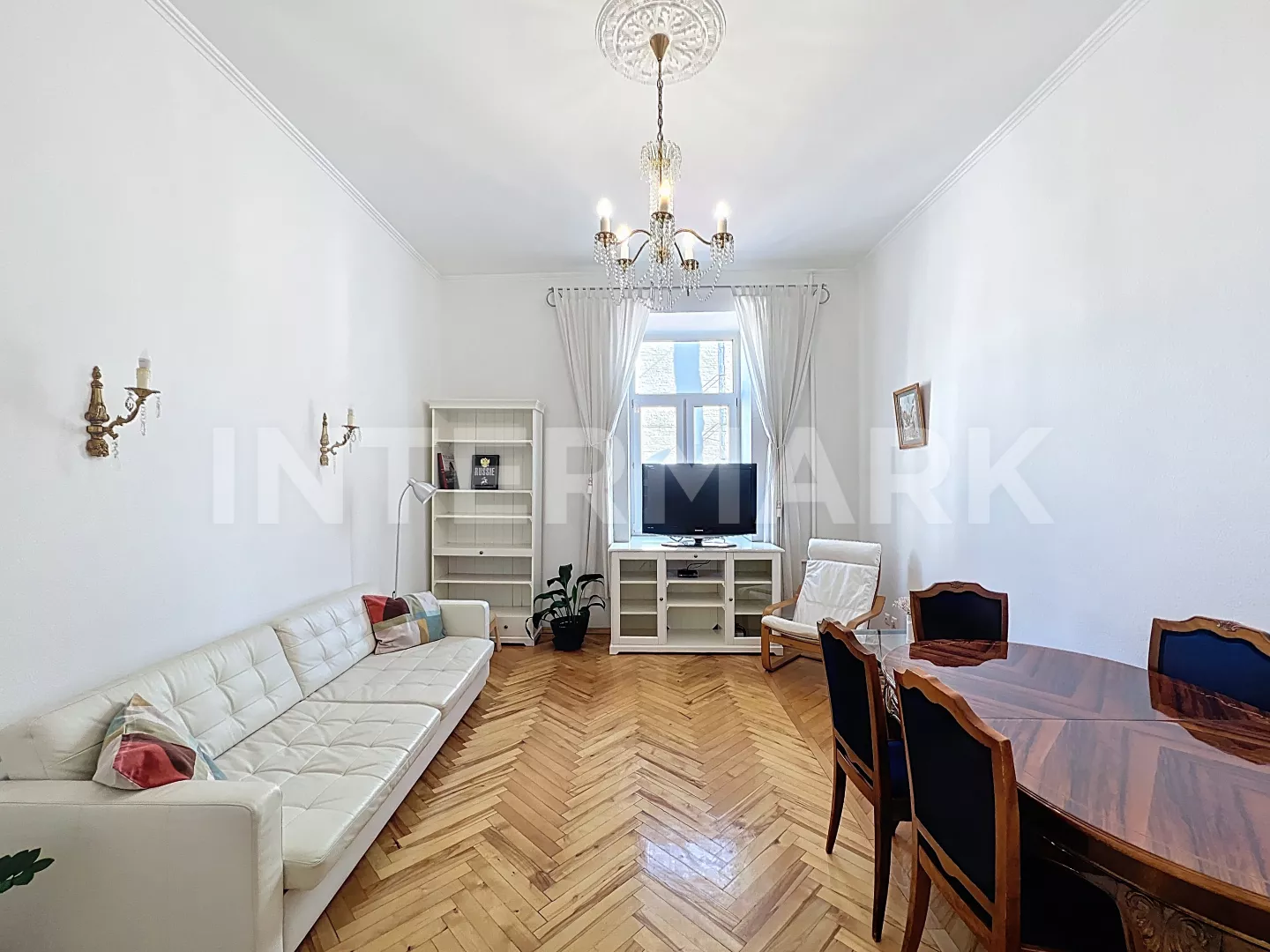 Снять в аренду Квартира, 3 комнаты Трёхпрудный переулок, 10/2, Фото 1