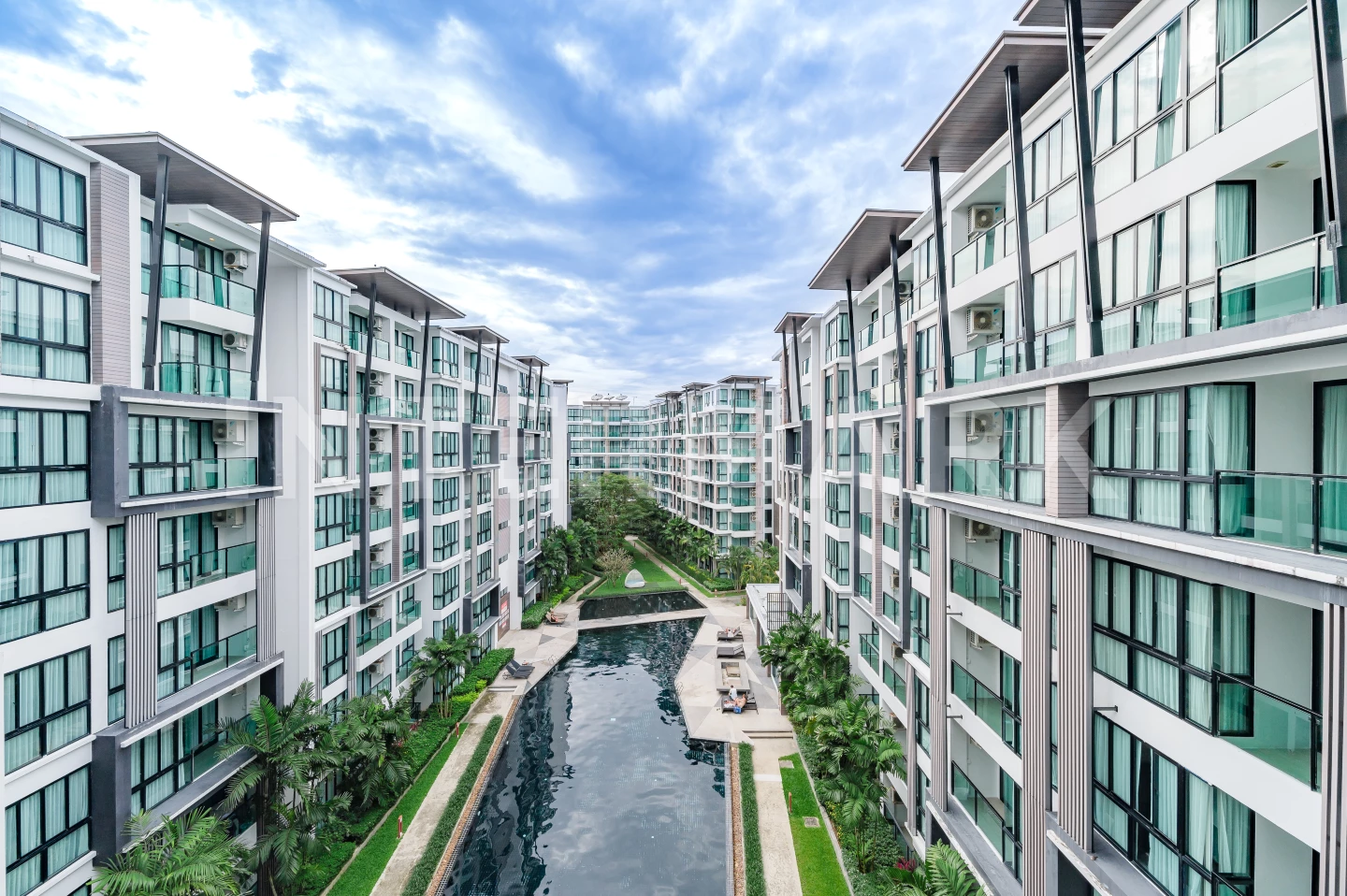  Condo with developed amenities on Nai Yang Beach Thailand, Photo 1