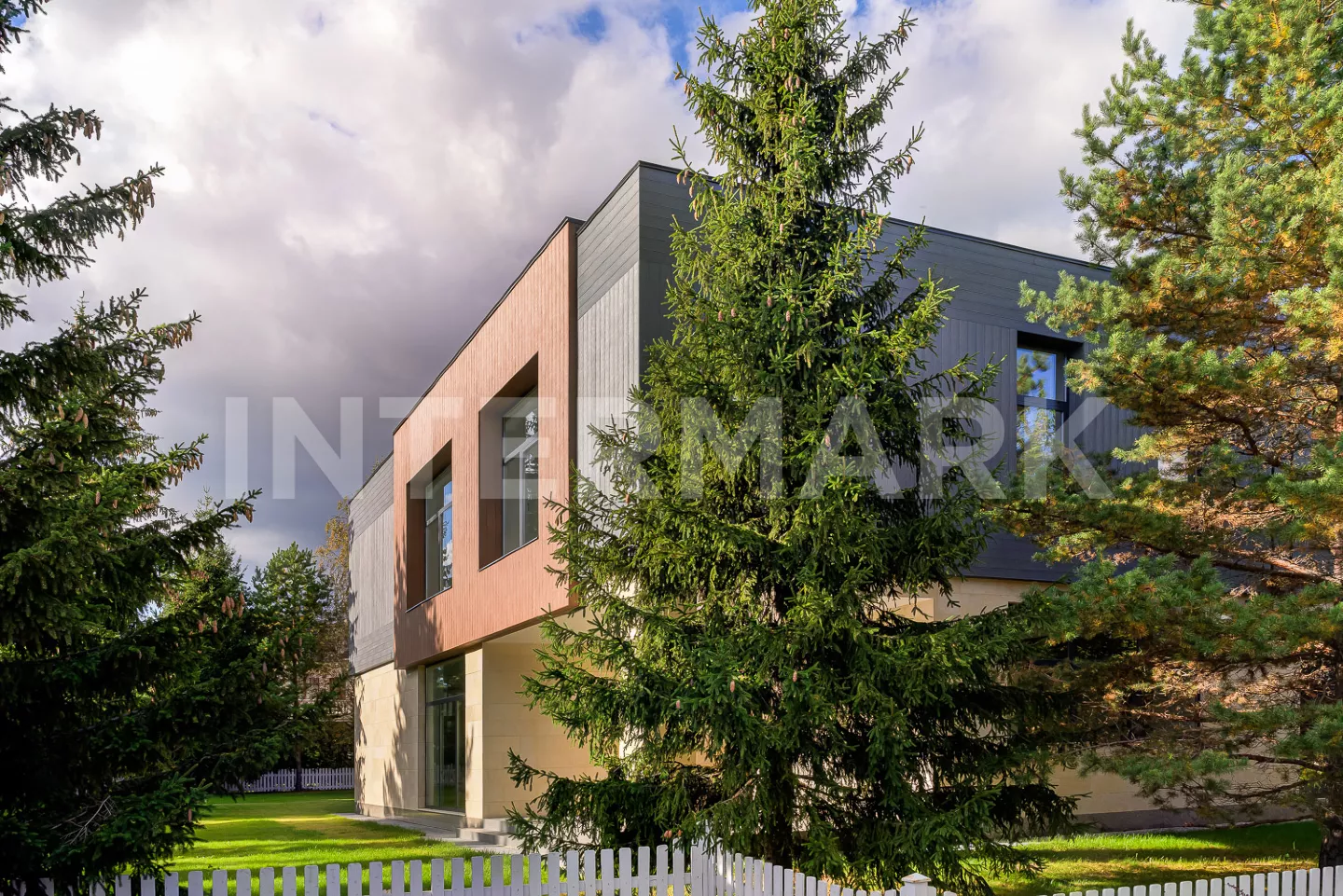  КП "Бенилюкс" Новорижское шоссе, 19 км, Фото 1