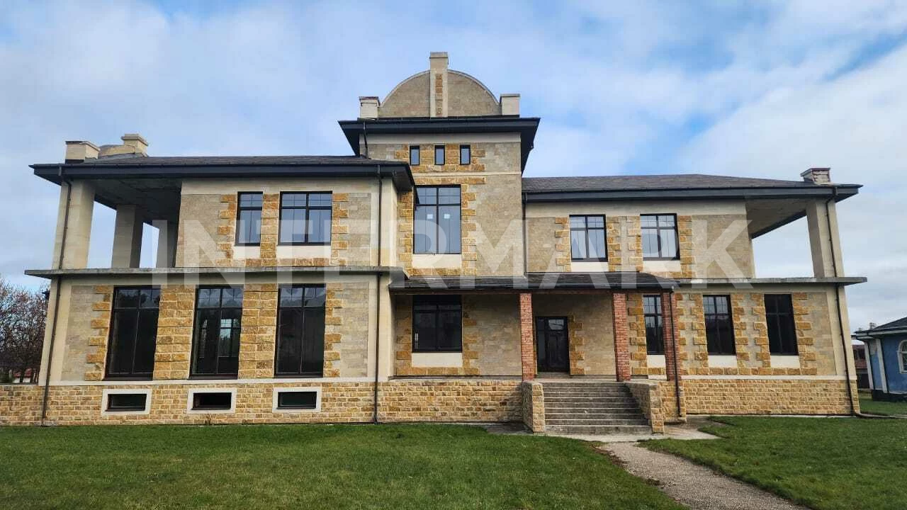   "Shato Soverain (Chateau Souverain)" Novorizhskoe, 18 км, Photo 1
