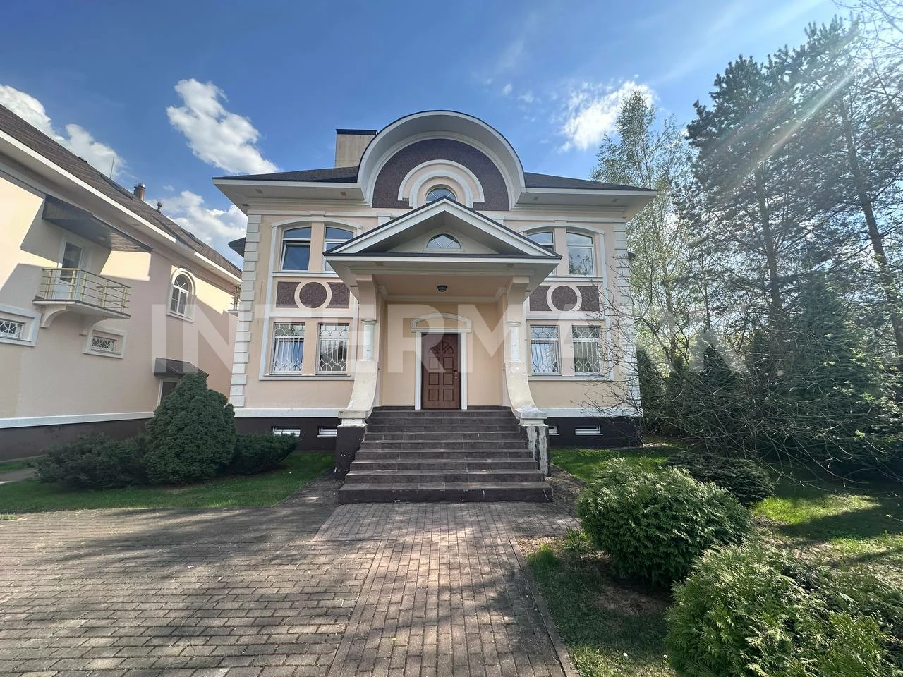 Rent House, 8 rooms  Settlement , Photo 1